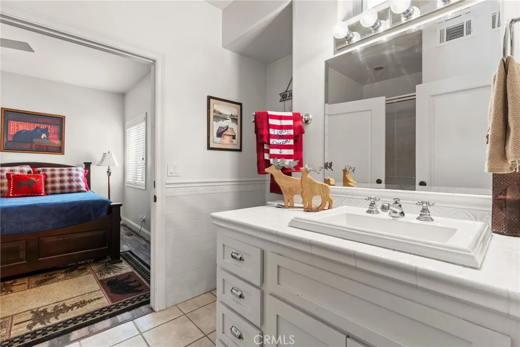 343 Garden Drive, Lake Arrowhead, California 92352 home-pic-25